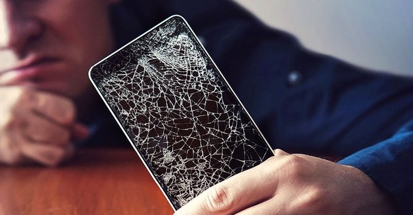 What Occurs When You Drop Your Phone & How to Fix It